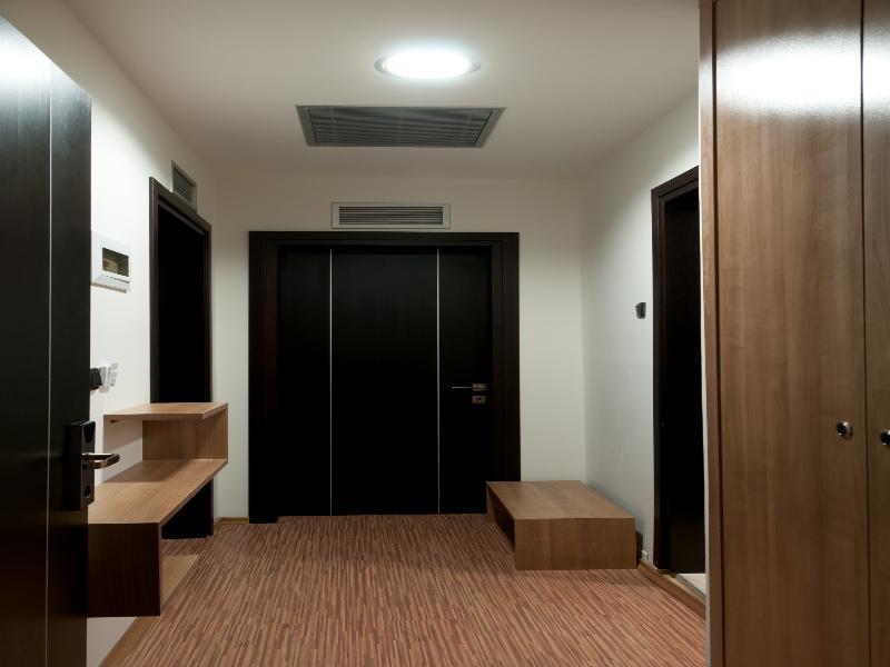 Metropolis Hotel เซเรส ภายนอก รูปภาพ